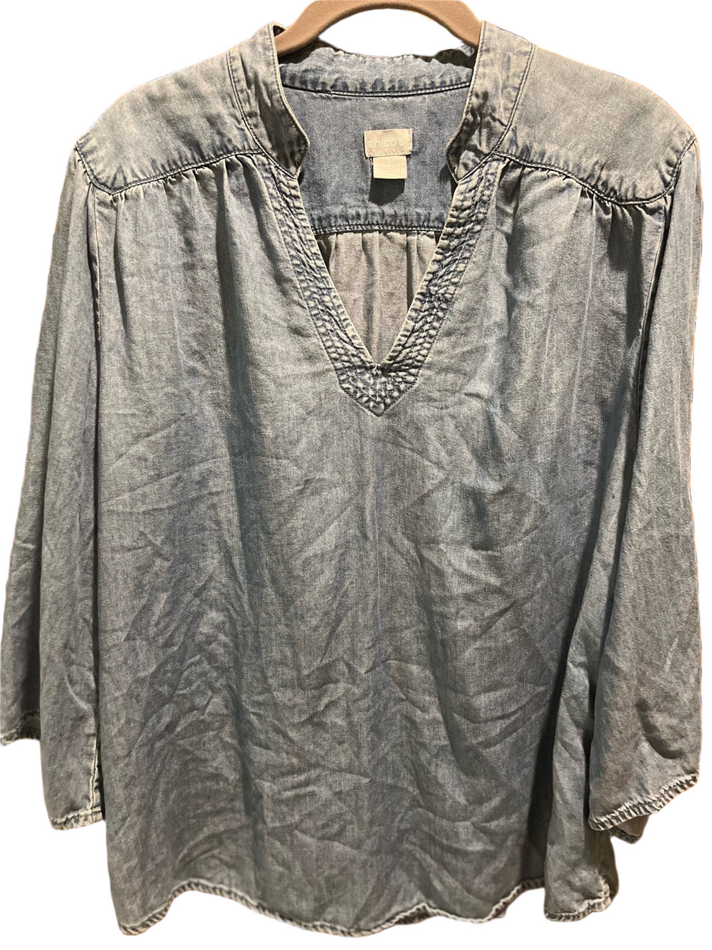 12. WOMENS CHICO’S 3/XL DETAIL TOP - Picture 2 of 6
